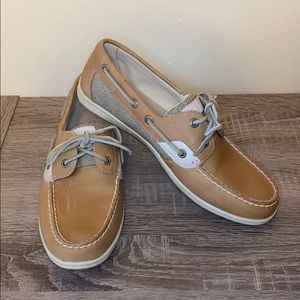 Women’s Sperry Top-Sider shoe